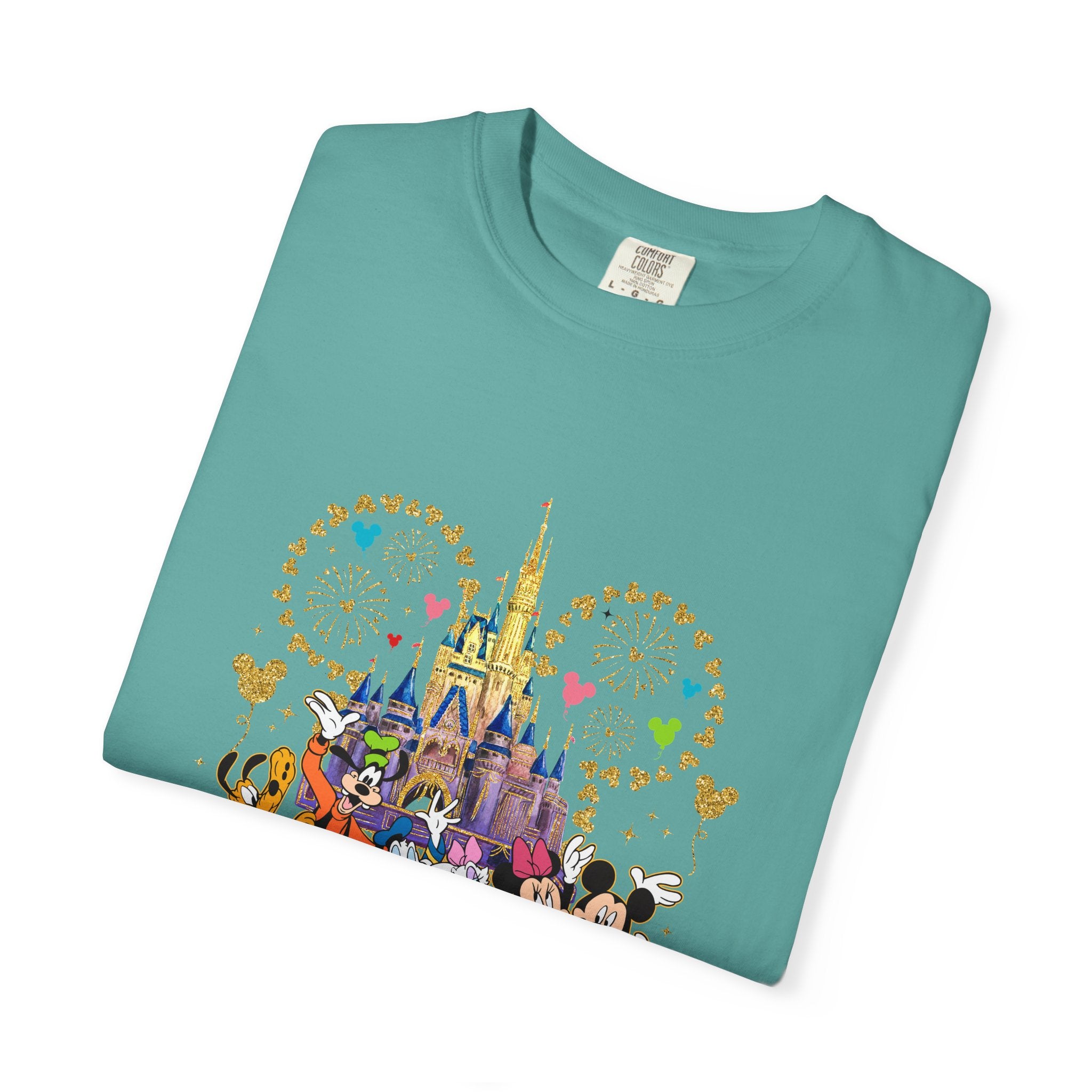 Disney Trip 2026 T-Shirt — Castle & Classic Characters Graphic Tee